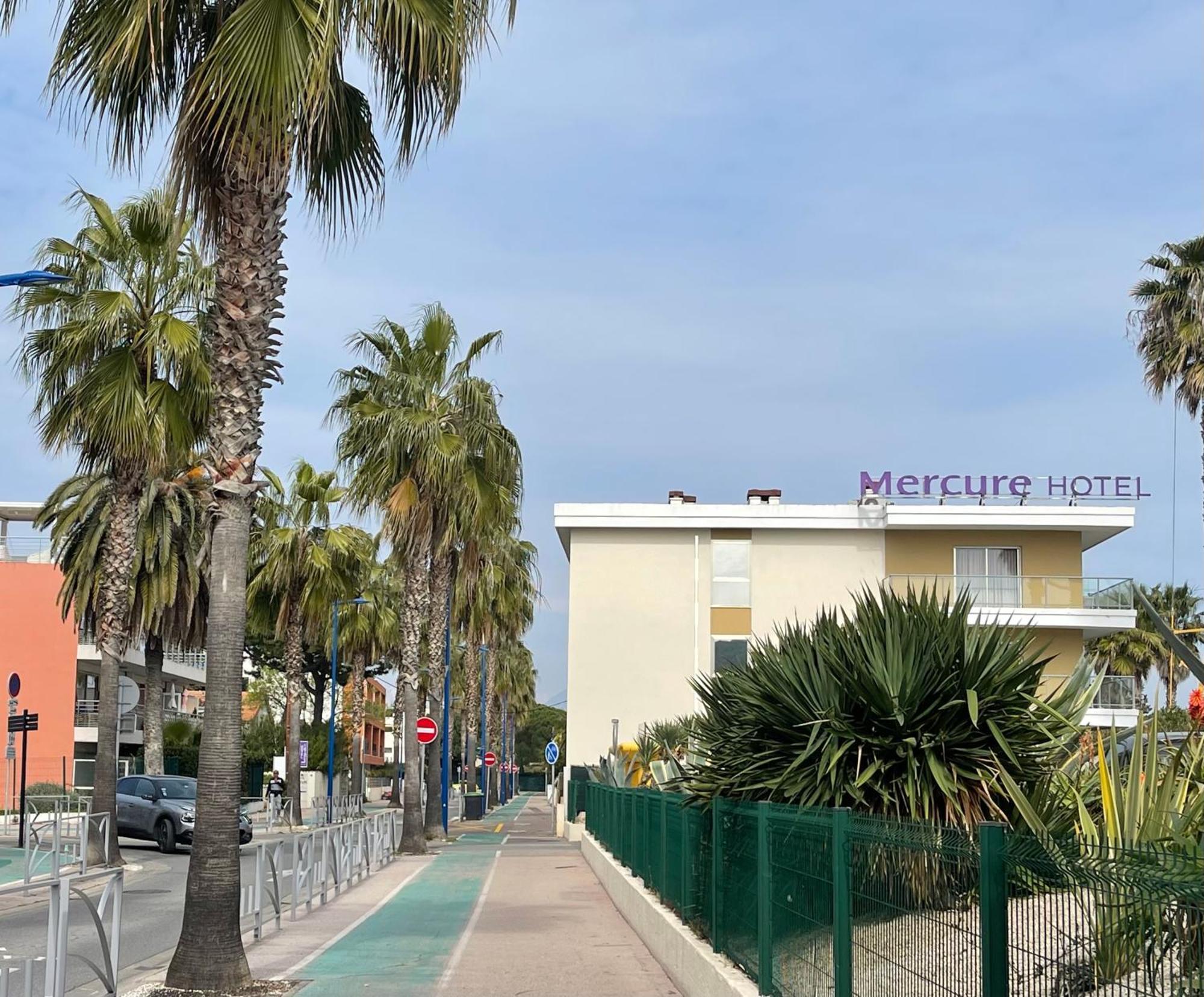 Loubet Plage- Entre Et Cannes Апартаменты *